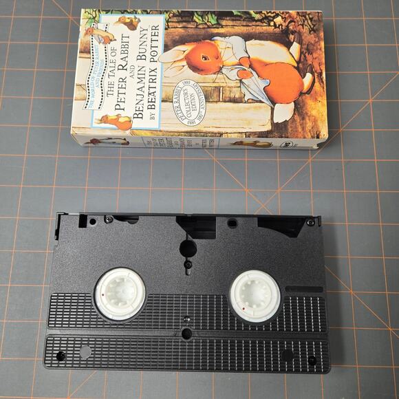 VHS Collector's Edition Tale of Peter Rabbit and Benjamin Bunny Beatrix Potter - Picture 4 of 7